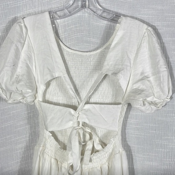 NWT Maxi dress w/ open-back tie detail - Picture 6 of 7